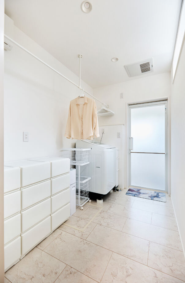 アイ工務店 【宮城県/2000万円台/快適導線】緑豊かな環境を活かす。四季の絶景を愉しむリビングとテラスのある家の建築実例画像14