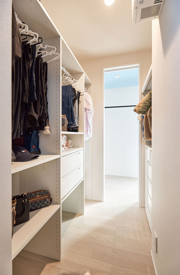 アイ工務店 【延床37.8坪／吹抜／ペット／間取図】憧れのハワイをわが家に。家族と愛犬に、あたたかな陽だまりをの建築実例画像10