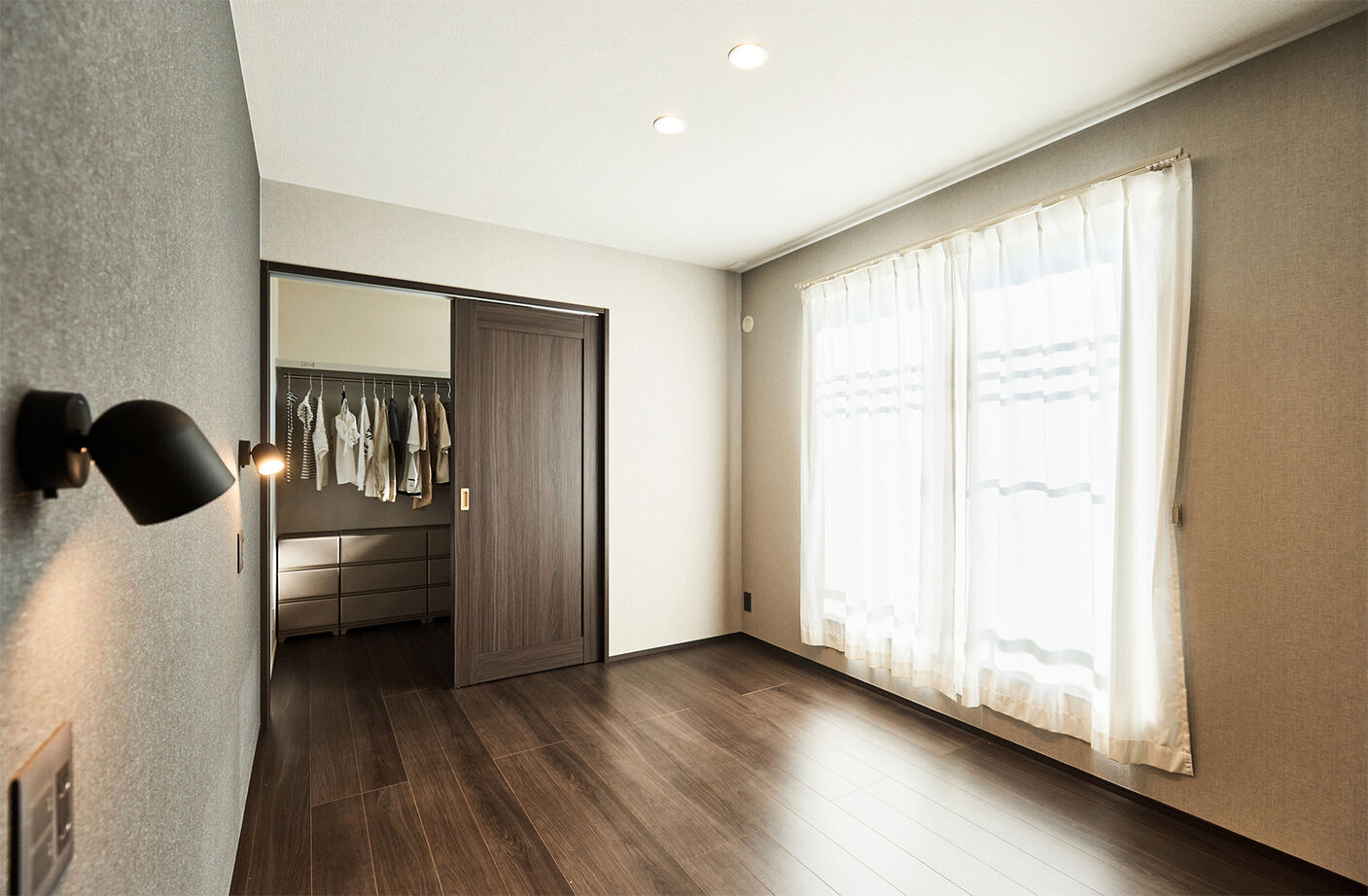 アイ工務店 【延床37.8坪／吹抜／ペット／間取図】憧れのハワイをわが家に。家族と愛犬に、あたたかな陽だまりをの建築実例画像14