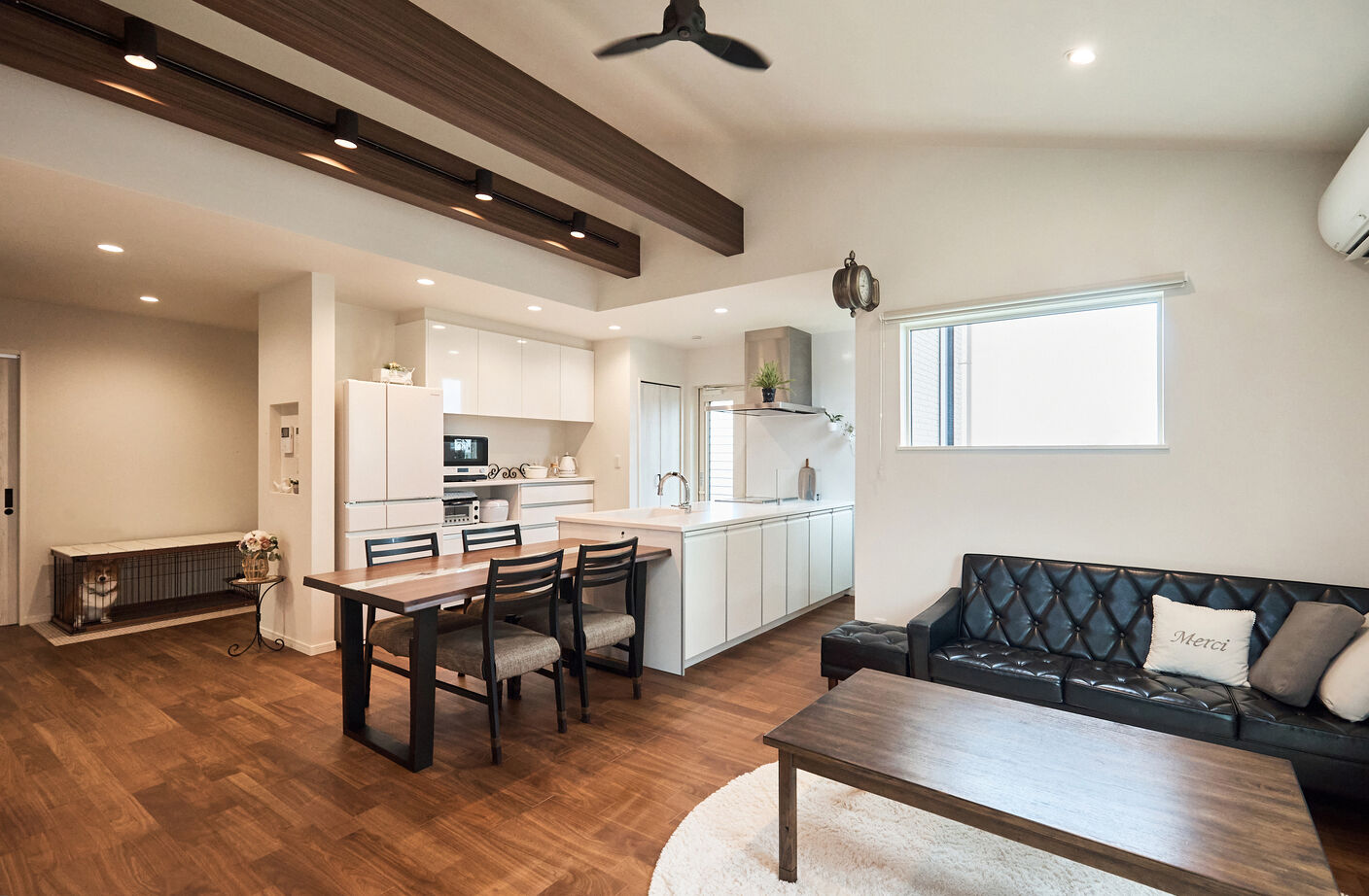 アイ工務店 【茨城県鹿嶋市/ペット/半平屋】愛犬との暮らしを愉しむ。土間へつながる和室がある平屋風1.5階建ての建築実例画像2