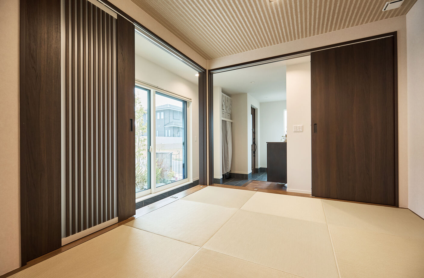 アイ工務店 【茨城県鹿嶋市/ペット/半平屋】愛犬との暮らしを愉しむ。土間へつながる和室がある平屋風1.5階建ての建築実例画像6