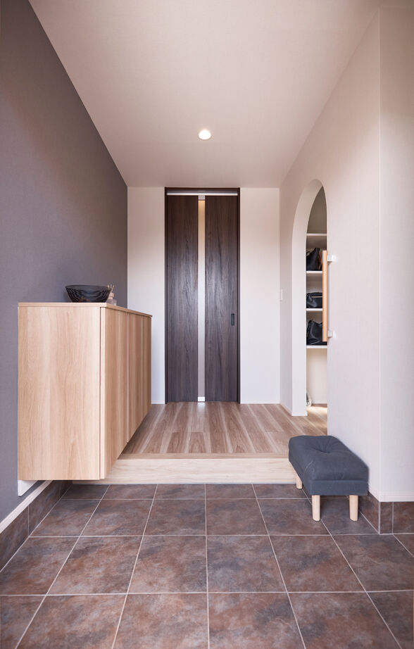 アイ工務店 【茨城県/ペット/2000万円台】縦空間の活用でスキップフロア+ハーフ収納を。愛犬と暮らす平屋風1.5階建ての建築実例画像11