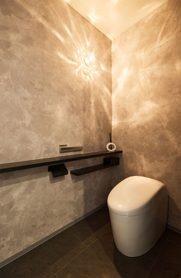 アイ工務店 【延床38.6坪/テラス/動線/間取図】こだわりのキッチンを備え、おうちレストランを楽しむホテルライクな家の建築実例画像18