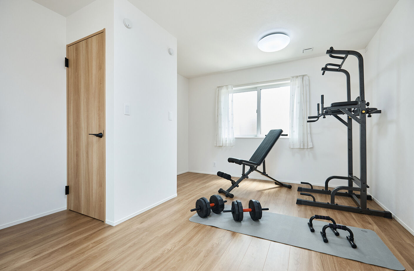 アイ工務店 【吹抜／ヌック／屋上テラス／家事動線】“好き”を詰め込んだナチュラルテイストの家の建築実例画像10