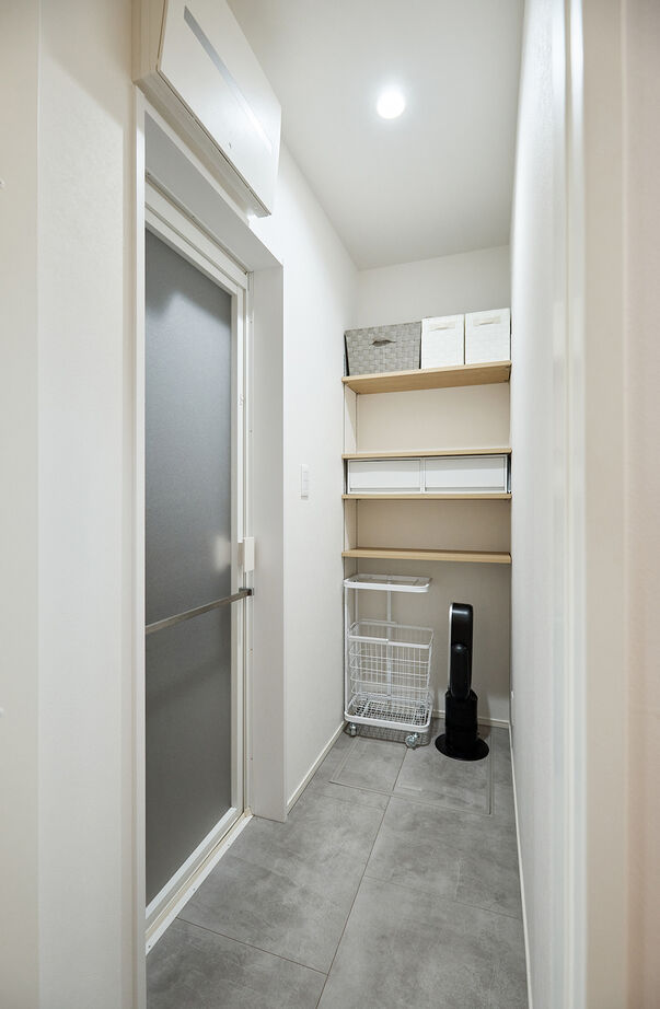 アイ工務店 【吹抜／ヌック／屋上テラス／家事動線】“好き”を詰め込んだナチュラルテイストの家の建築実例画像13