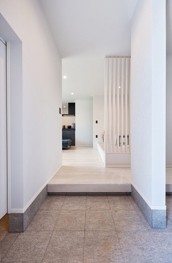 アイ工務店 【延床35.5坪／スキップフロア／畳コーナー／間取図】丘の上のホテルライクな住まいで、愛犬とくつろぐの建築実例画像10