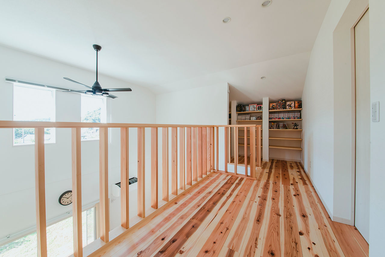 水田建設（水田建築一級建築士事務所） 【おしゃれな家｜2000万円台｜30坪台｜間取り図有】吹抜けリビングも実現！緑に囲まれたカリフォルニア住宅の建築実例画像7