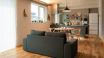 スローライフ住宅設計 【1900万円台／UA値0.27／C値0.1／耐震等級3】居心地の良さを追求したこだわりとセンスが光る平屋の建築実例画像3