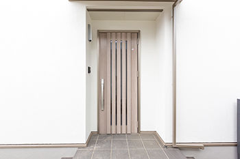 ヤマウラ 【2000～2499万円｜ナチュラルデザイン｜収納充実】開放的ながらもW断熱構造＆遮熱効果で信州の寒さも安心の建築実例画像3