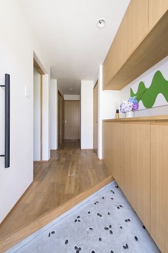 斉藤工務店　松戸店 【2000万円台/4人家族/3LDK33坪/回遊性のある間取り】暮らしを照らし、景色で癒す窓辺でお喋りが毎日の風景の建築実例画像9