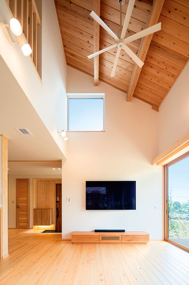 埼玉の平屋　アップルホーム 【2000～2499万円】温度差がほとんどない全館空調。外張り断熱との相乗効果で夏も冬も素足で過ごせて、快適の建築実例画像3