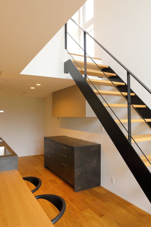 ワイズプロダクト 【相模原市/2000万円台/30坪/家具付きのデザイン規格住宅】シンプルなカッコよさと使いやすさを両立した家の建築実例画像8