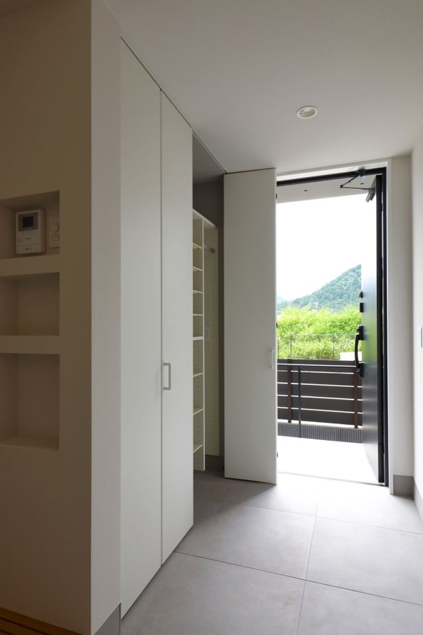 ワイズプロダクト 【相模原市/2000万円台/30坪/家具付きのデザイン規格住宅】シンプルなカッコよさと使いやすさを両立した家の建築実例画像12