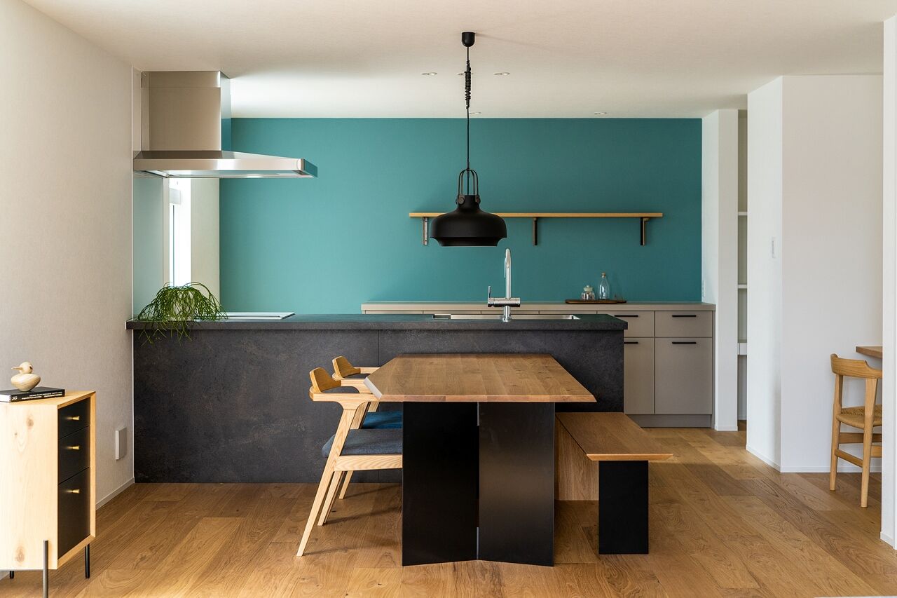 ワイズプロダクト 【家具付きのデザイン規格住宅】美しい開放空間に、家事ラクとたっぷり収納、愛犬のスペースを備えた家の建築実例画像3