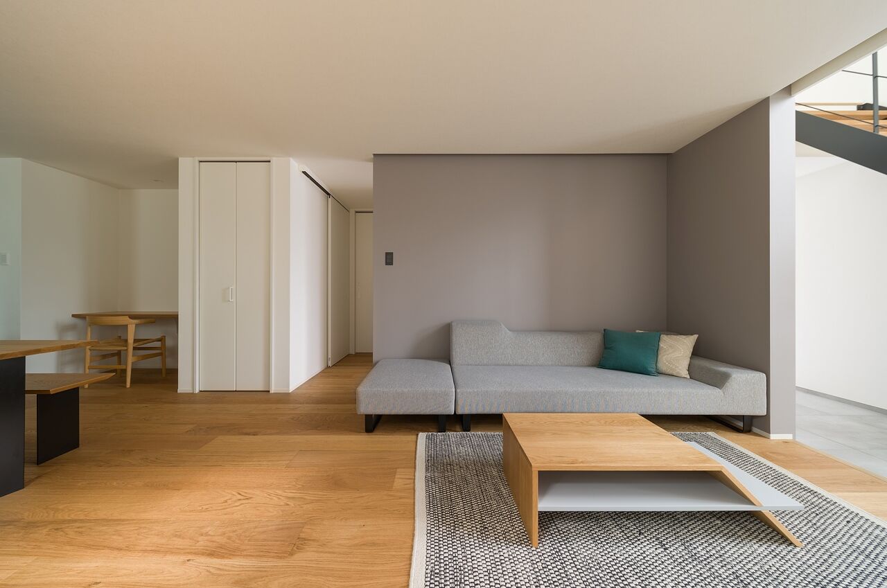 ワイズプロダクト 【家具付きのデザイン規格住宅】美しい開放空間に、家事ラクとたっぷり収納、愛犬のスペースを備えた家の建築実例画像4