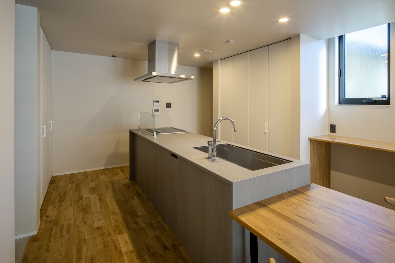 ワイズプロダクト 【横須賀市/家具付きのデザイン規格住宅】こだわりの素材を使ったデザインや機能性、価格にも大満足の家の建築実例画像6