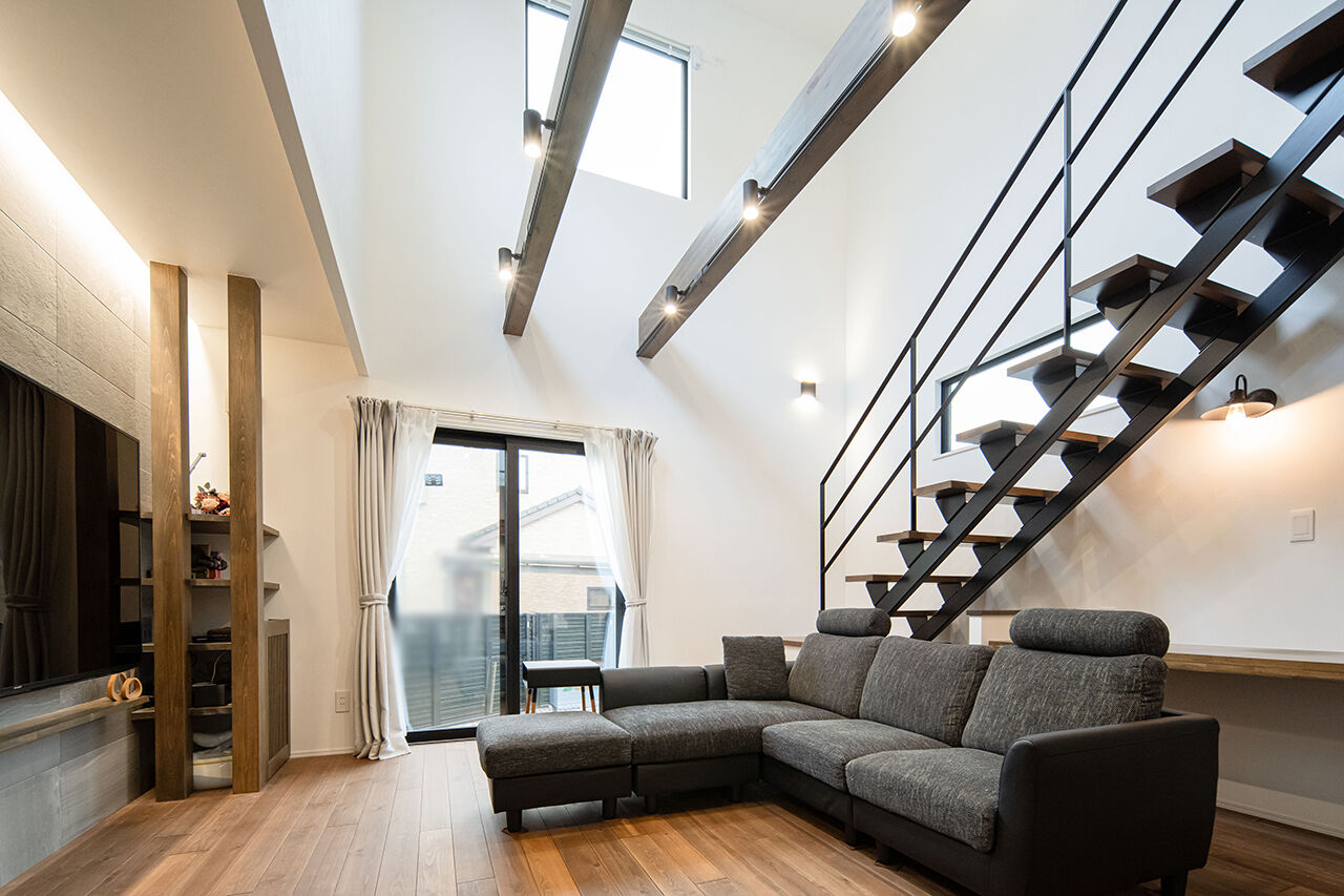 KOYO ARCHITECTS 【ブランコのある家】性能重視で光熱費低減/コスパがいいからデザインも楽しめるの建築実例画像2