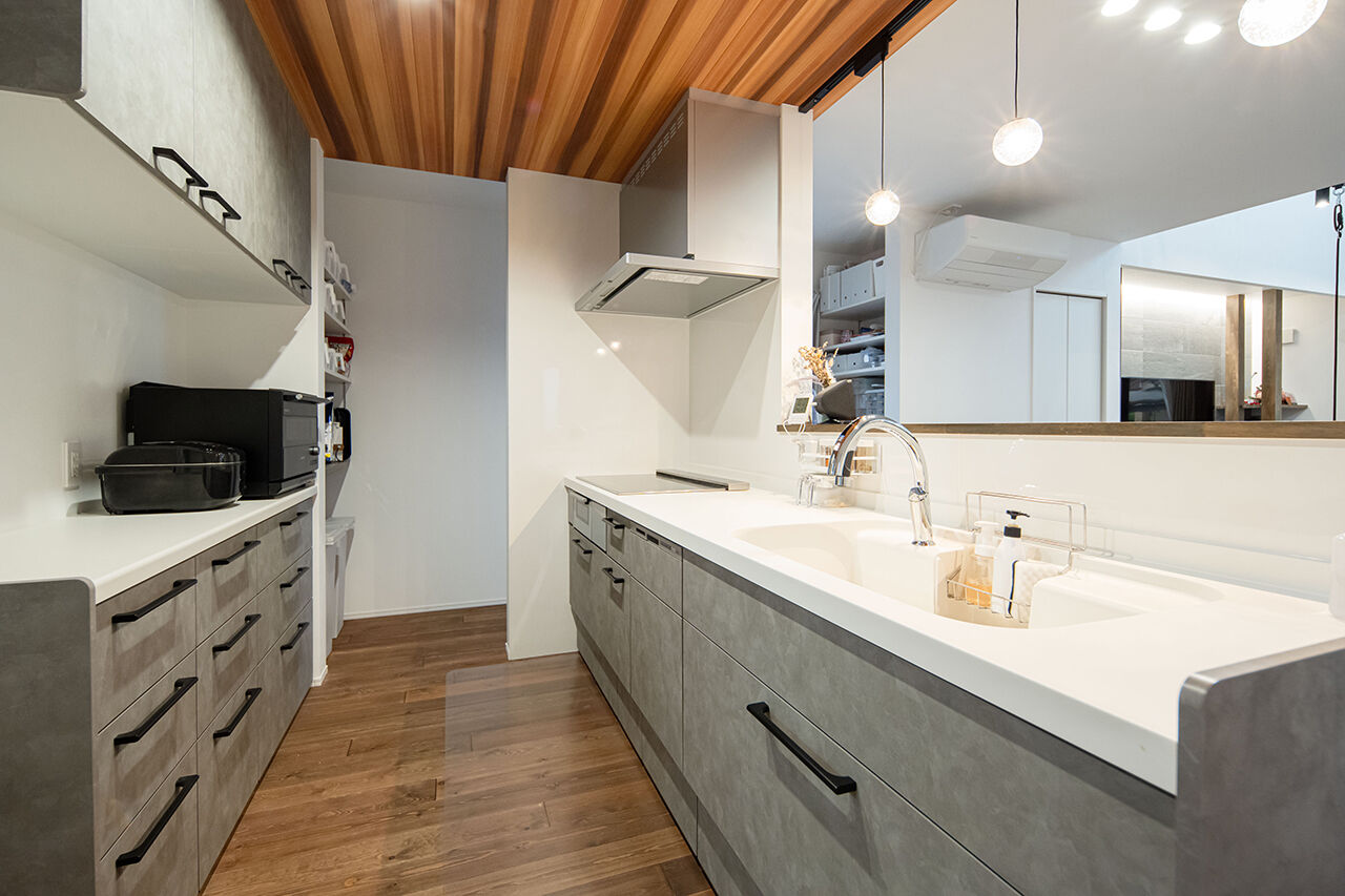 KOYO ARCHITECTS 【ブランコのある家】性能重視で光熱費低減/コスパがいいからデザインも楽しめるの建築実例画像6