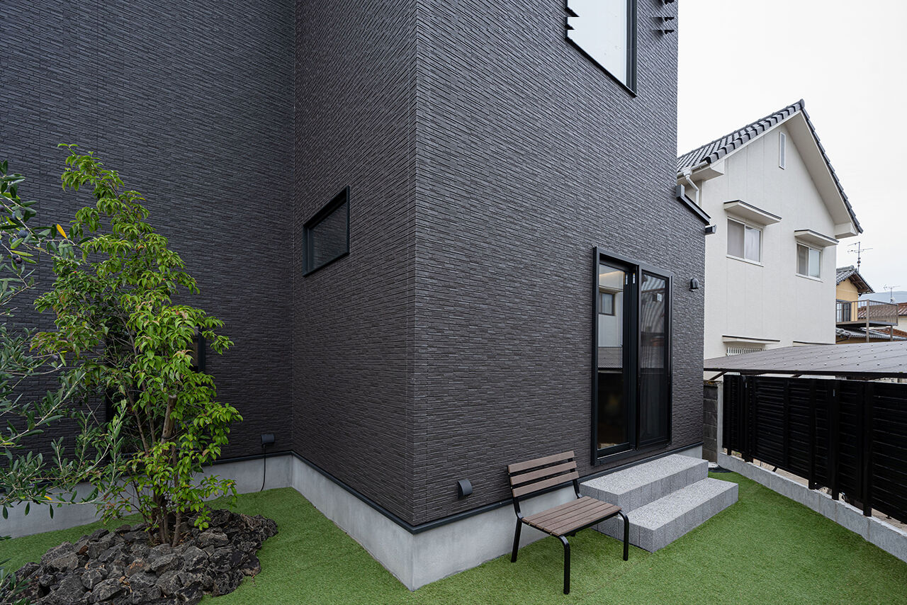 KOYO ARCHITECTS 【ブランコのある家】性能重視で光熱費低減/コスパがいいからデザインも楽しめるの建築実例画像9