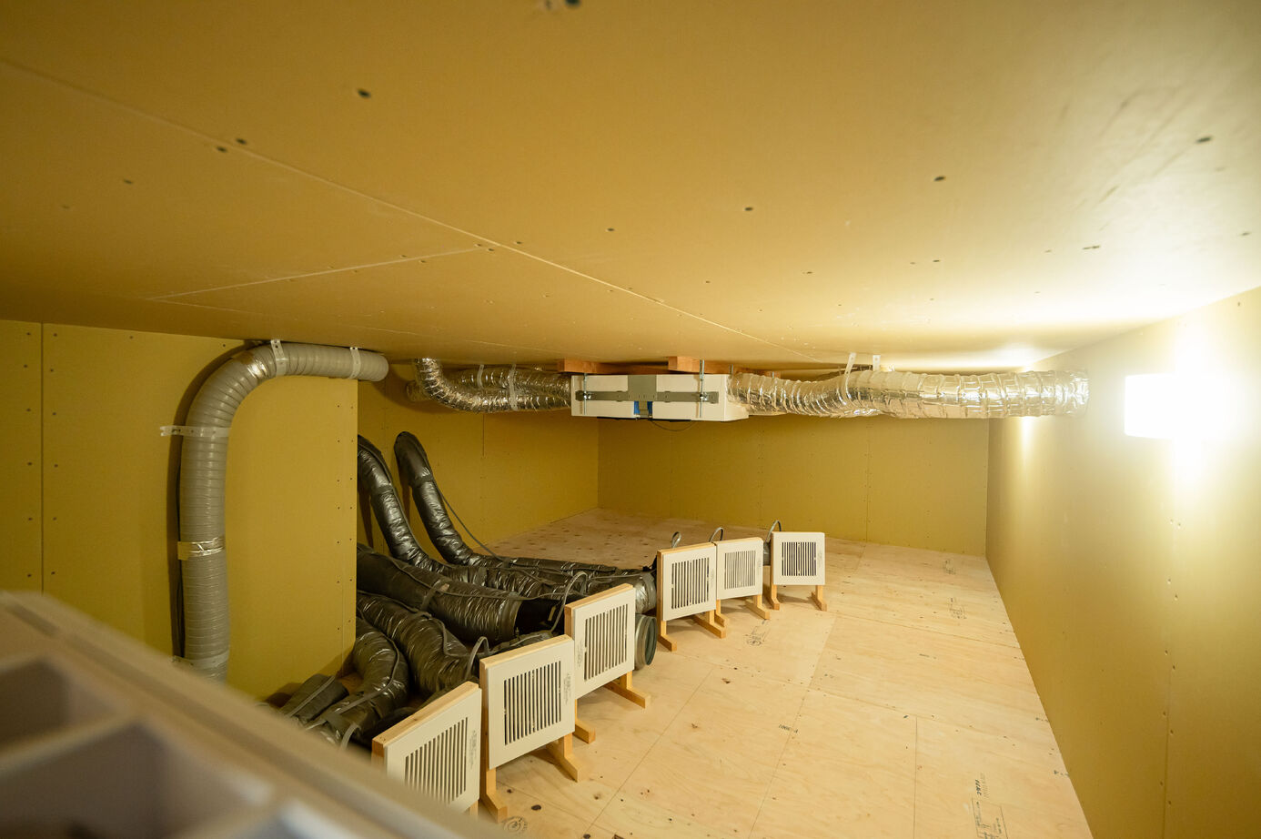 KOYO ARCHITECTS 山々の美景を穏やかに味わう平屋の建築実例画像9