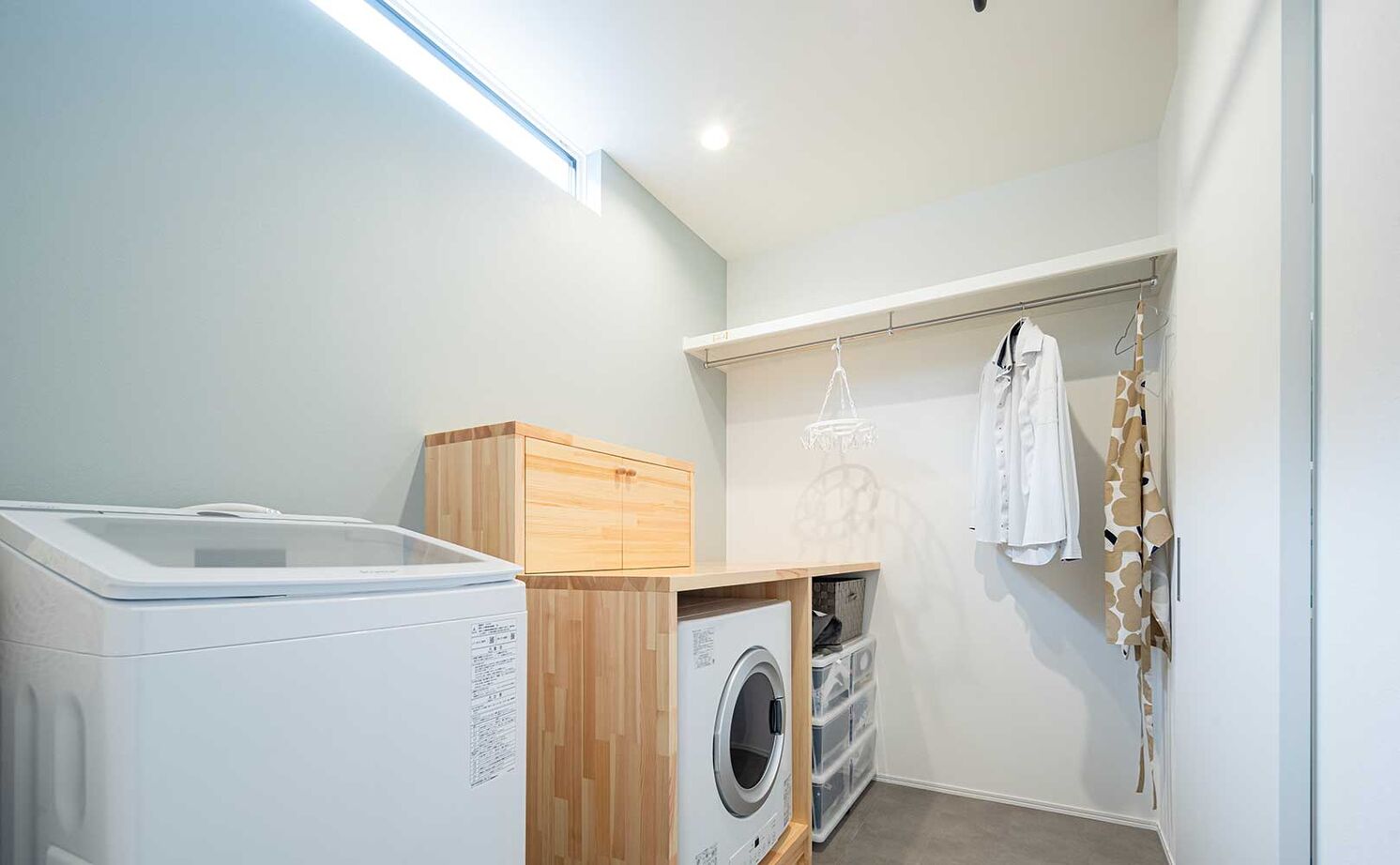 KOYO ARCHITECTS 【愛媛県松山市／30坪台／和モダン】格子戸と光がつなぐ、和モダンな住まいの建築実例画像9