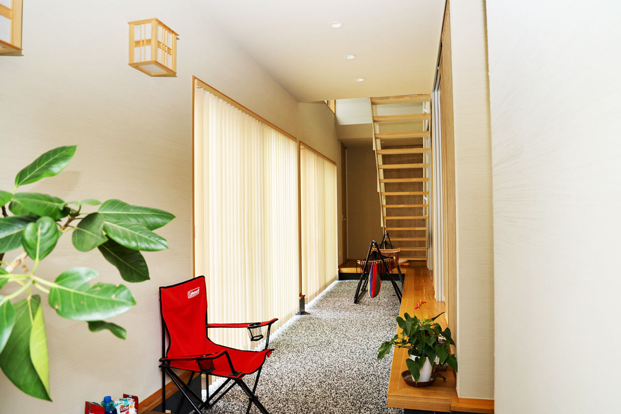 あおぞらホーム 【天理市/2000万円台/間取り図あり】自然光がたっぷりと降り注ぐ、リビングとひとつながりの土間のある家の建築実例画像5