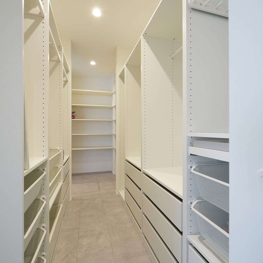 あおぞらホーム 【天理市/1000万円台/間取り図あり】デザインも家事動線も、ミニマルでハイセンスにまとめた家の建築実例画像8