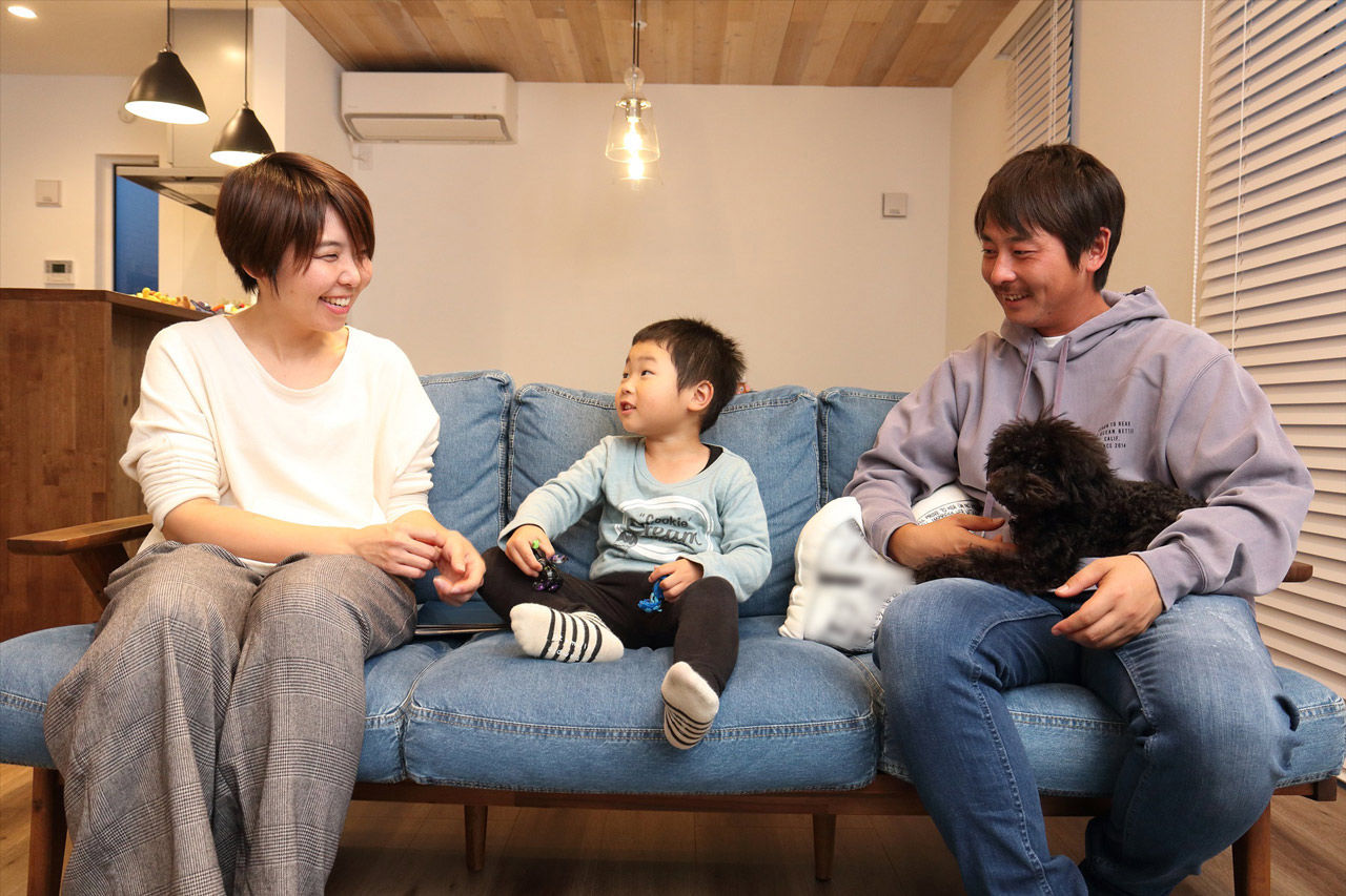 デワホーム 【山形市/2000万円台前半/3LDK/間取り図有/バルコニー/アウトドア】あたたかな木目を活かしたハンサムな家の建築実例画像7