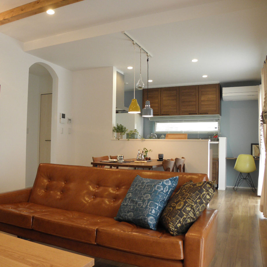 デワホーム 【天童市／2000万円台前半／4LDK／間取り図有/カップボード】デザイン重視。オシャレなカフェのような家の建築実例画像2