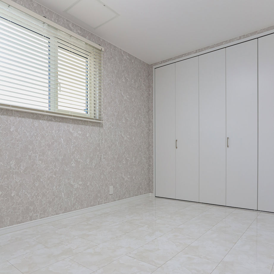 デワホーム 【天童市／2000万円台後半／4LDK／】2階リビング（インナーバルコニー付）×ビルトインガレージのある家の建築実例画像6