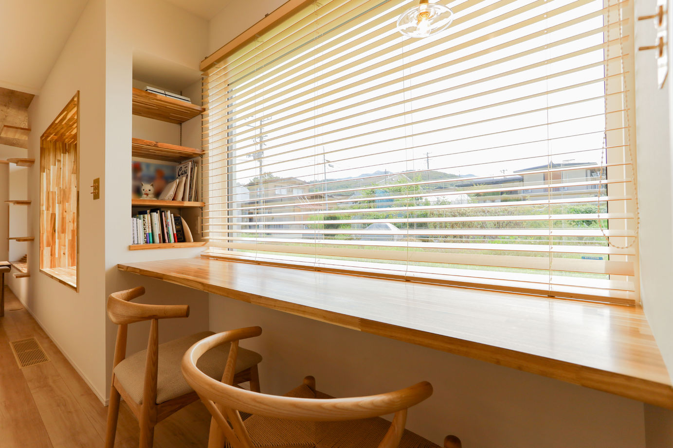 デワホーム 【山形市/2000万円台/3LDK/間取り図有り/広々LDK】猫と一緒、窓辺でくつろぐ平屋の家の建築実例画像4