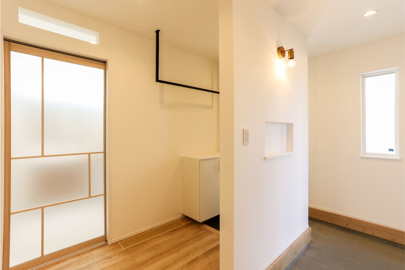 デワホーム 【全館空調】小上がりの畳スペースが居心地最高。明るくて開放的な2階リビングのお家の建築実例画像5