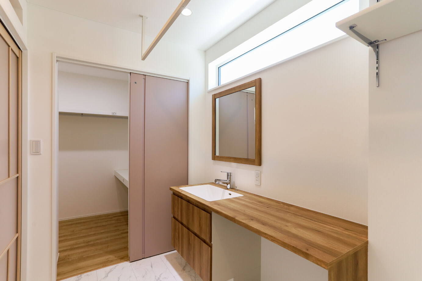 デワホーム 【全館空調】小上がりの畳スペースが居心地最高。明るくて開放的な2階リビングのお家の建築実例画像7