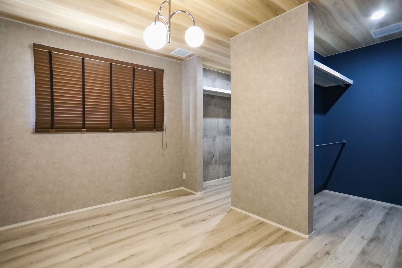 デワホーム 【ペットと暮らす家】全館空調と大きな吹き抜けで空気が心地いい、のびのび暮らせる家の建築実例画像7