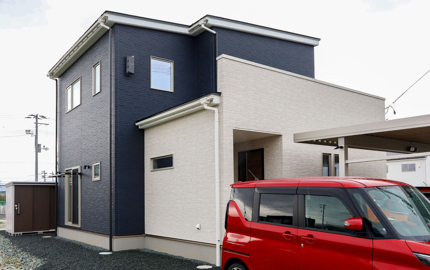 デワホーム 半地下の大容量収納スペース/回遊動線/全館空調　便利でかつ性能もいい。スキップフロアのあるお家の建築実例画像5