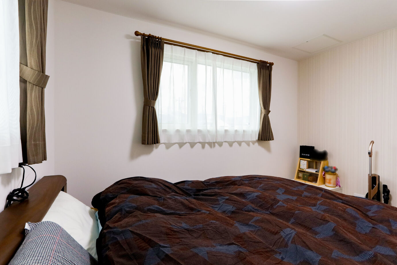 デワホーム 半地下の大容量収納スペース/回遊動線/全館空調　便利でかつ性能もいい。スキップフロアのあるお家の建築実例画像7