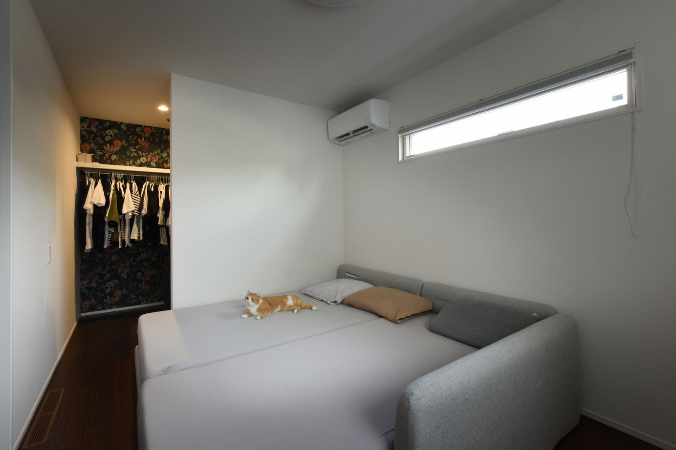 コンフォートハウス 和モダンな中庭のある２階建ての建築実例画像4