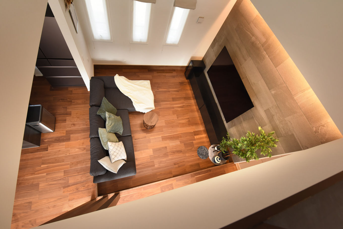 コンフォートハウス 中庭にプールがある平屋の建築実例画像4