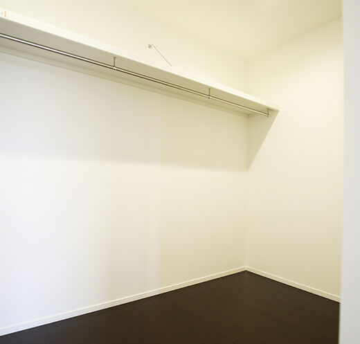 NatureR（ネイチャーリトリート） 【1000万円台/鳥取市/4LDK/30坪】カフェ風リビングが魅力♪贅沢空間を活かしたシンプルモダンな家の建築実例画像6