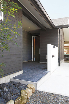 ヤマダホームズ 【平屋】中庭や玄関がＬＤＫとつながって、「面積以上の広さを感じます」の建築実例画像7