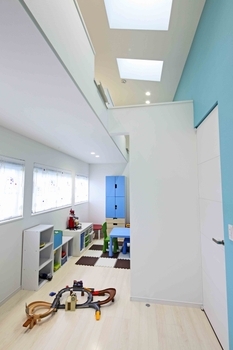 ヤマダホームズ 【平屋】思い出深いバリ島をイメージ。中庭が開放感を彩る平屋の住まいの建築実例画像6