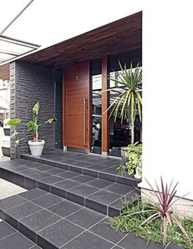 ヤマダホームズ 【平屋】思い出深いバリ島をイメージ。中庭が開放感を彩る平屋の住まいの建築実例画像8