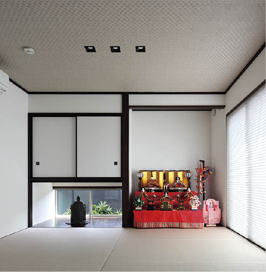 ヤマダホームズ 大きな窓から庭の眺めを楽しむ和モダンの感覚を活かした住まいの建築実例画像6