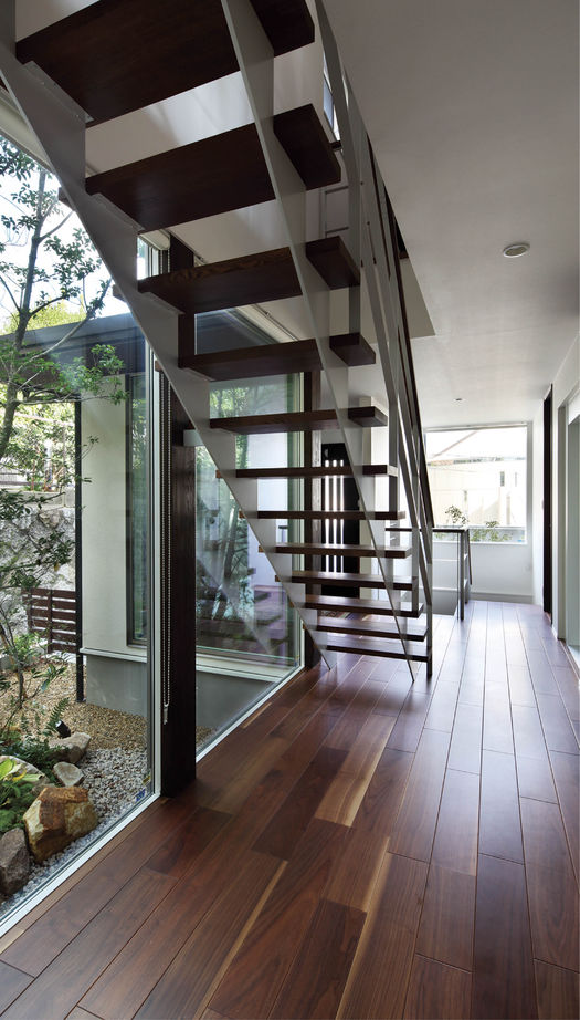 ヤマダホームズ 眺望とプライバシーを両立させてリビングから大パノラマを楽しむの建築実例画像3