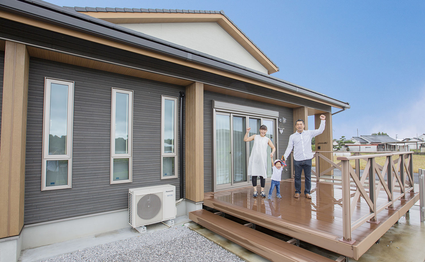 ヤマダホームズ ゆとりの広さと勾配天井の効果で、よりいっそうの開放感を満喫できる、平屋の住まいの建築実例画像9