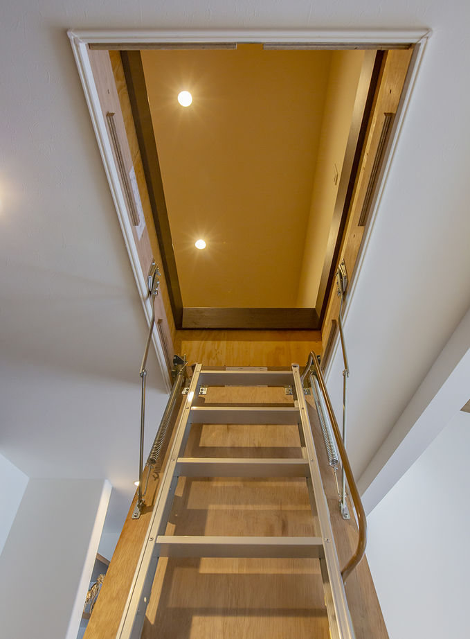 ヤマダホームズ ゆとりの広さと勾配天井の効果で、よりいっそうの開放感を満喫できる、平屋の住まいの建築実例画像10