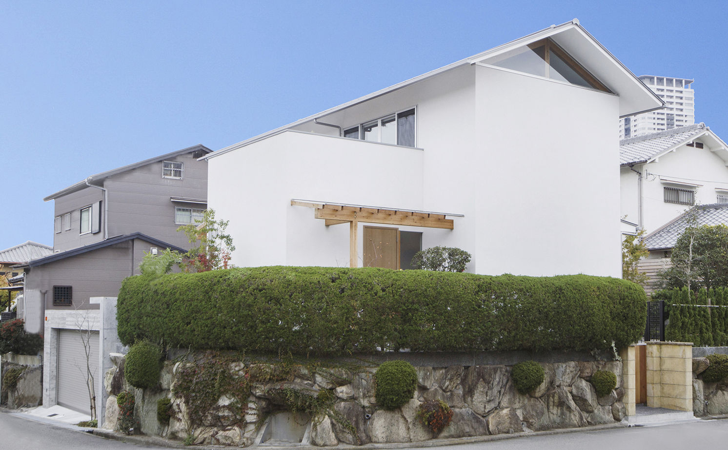 ヤマダホームズ 庭の景観を取り込み、玄関土間からLDKまでの一体感が楽しめる、ダイナミックな空間が心地いい住まいの建築実例画像5