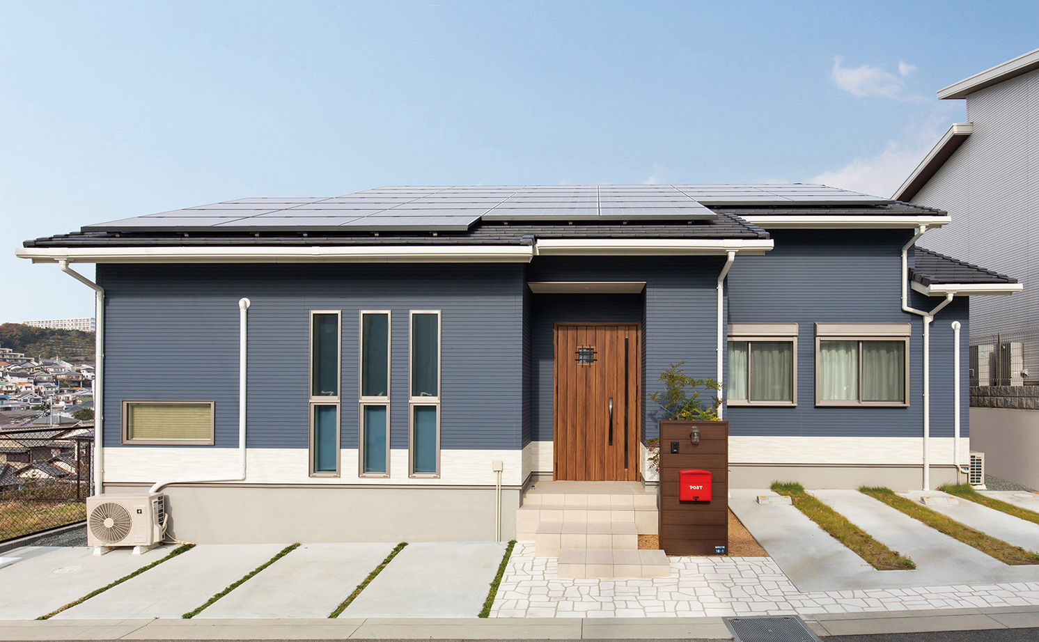 ヤマダホームズ 子育て＆共働き家族に暮らしやすい平屋。家事動線が良く、大容量の太陽光パネル、3台の駐車スペースも確保の建築実例画像5