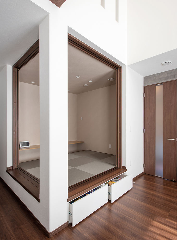 ヤマダホームズ 南面に開口と吹抜けを設けて、あふれる開放感とどこにいても家族の気配が感じられる、理想の住まいにの建築実例画像3