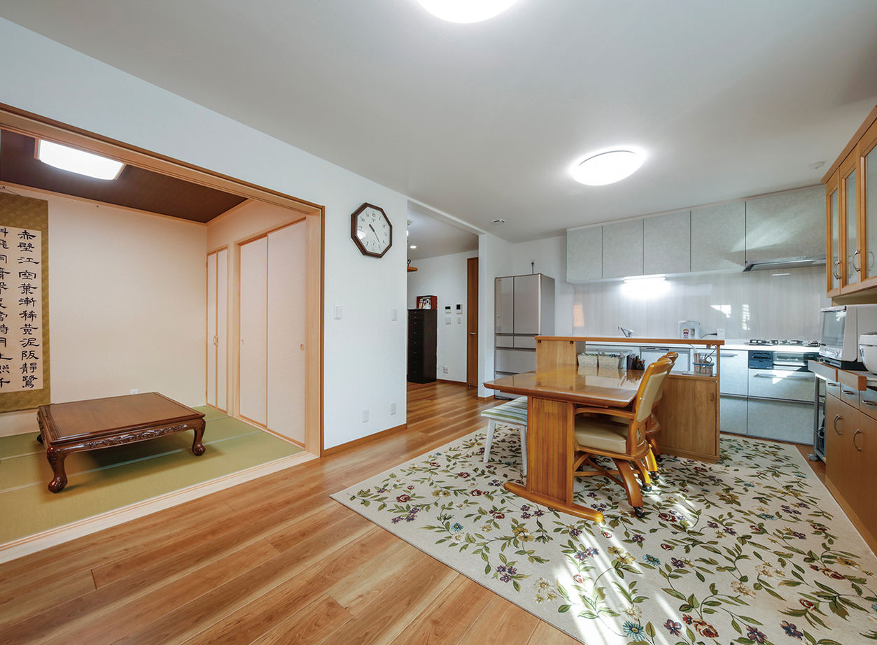 ヤマダホームズ 生活スペースを分けて、お互いのプライバシーを大切にした二世帯住宅で、快適な暮らしを実現の建築実例画像6